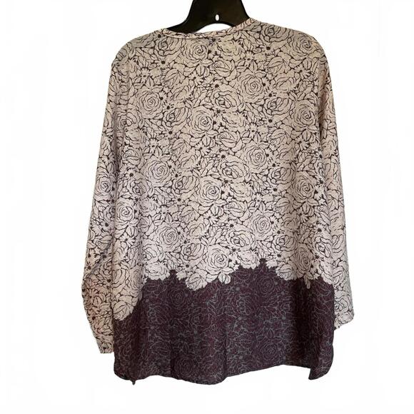 Beautiful sheer tunic floral blouse - Picture 2 of 2